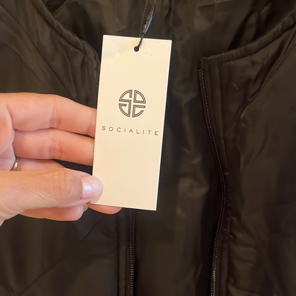 Socialite Vest NWT - Picture 4 of 4